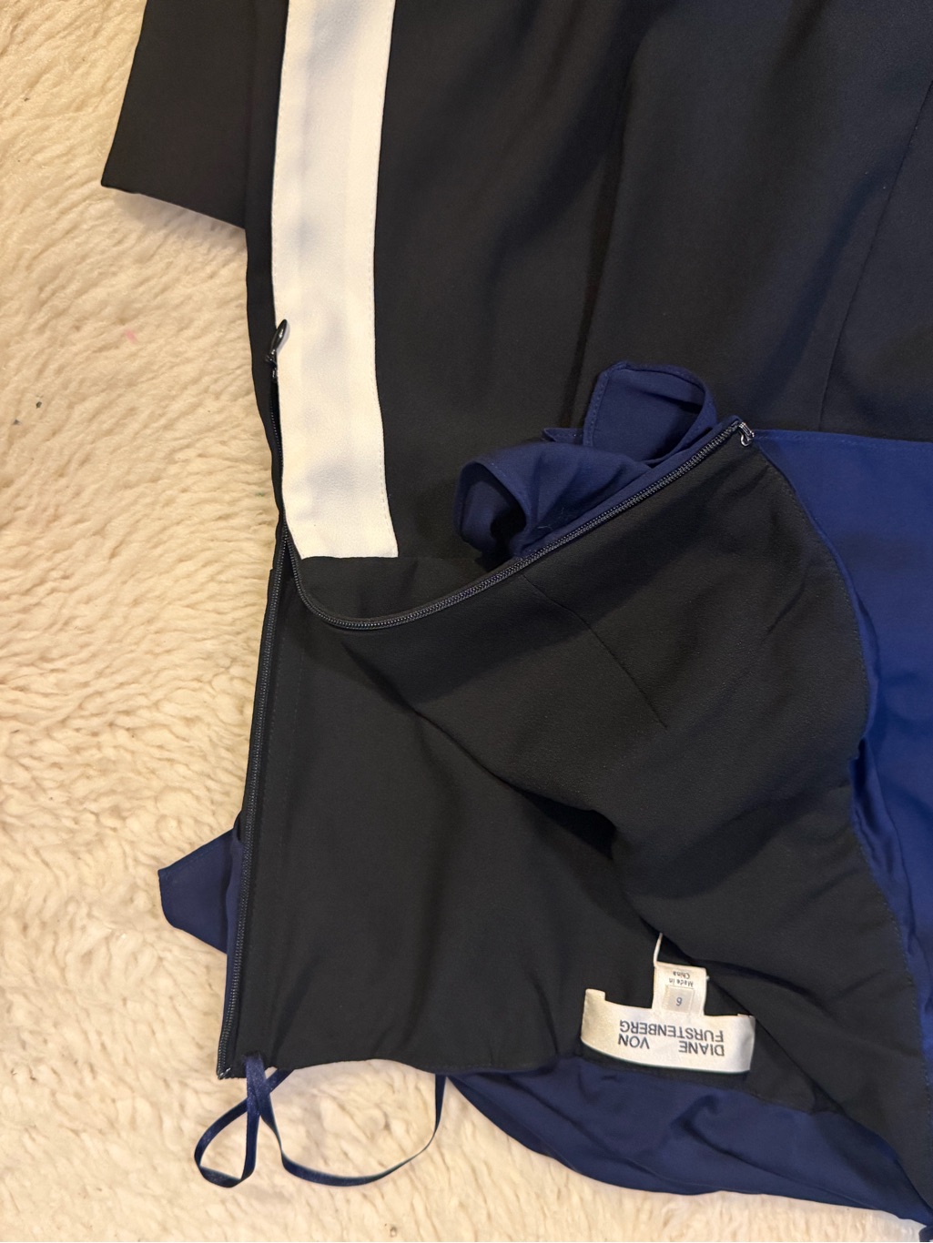 Diane Von Furstenberg Black And Navy Colorblock Dress